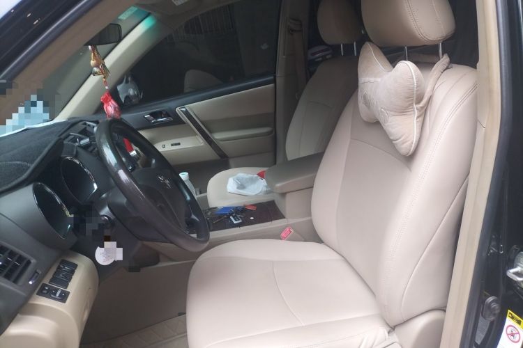 Used Toyota Highlander 2013 2.7L Two-Wheel Drive 5-Seater Purple Gold Edition Left Front Seat