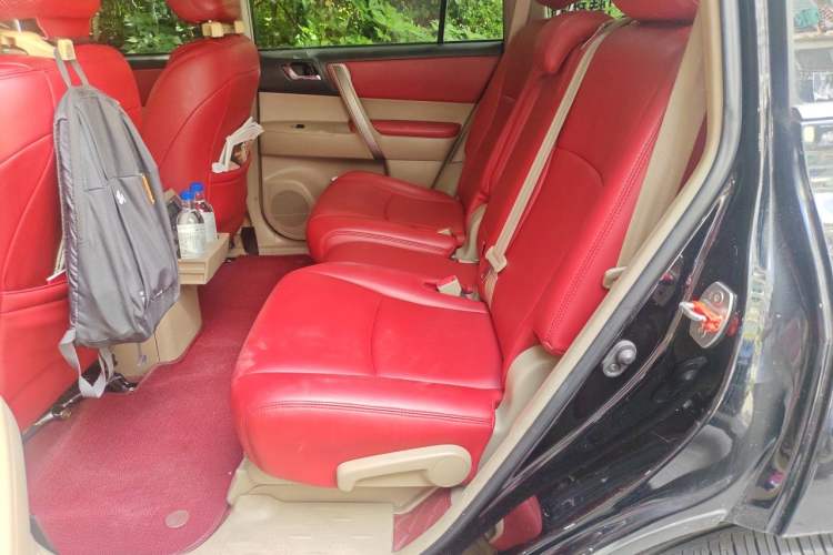Used Toyota Highlander 2013 2.7L Two-Wheel Drive 7-Seater Zijin Edition Left Rear Seat