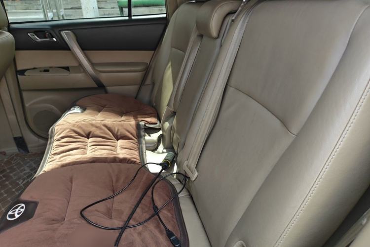 Used Toyota Highlander 2013 2.7L Two-Wheel Drive 7-Seater Zijin Edition Left Rear Seat