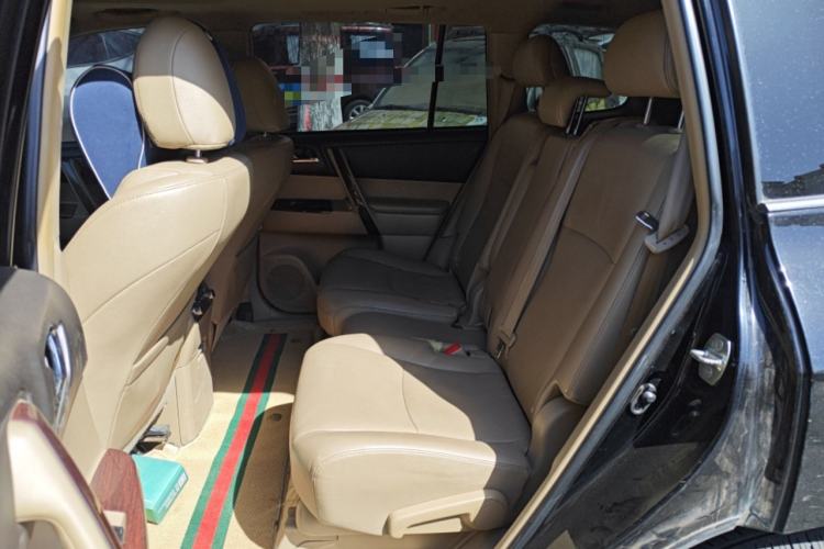 Used Toyota Highlander 2013 2.7L Two-Wheel Drive 7-Seater Zijin Edition Left Rear Seat