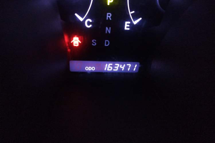 Used Toyota Highlander 2013 2.7L Two-Wheel Drive 7-Seater Zijin Edition Odometer Close Up