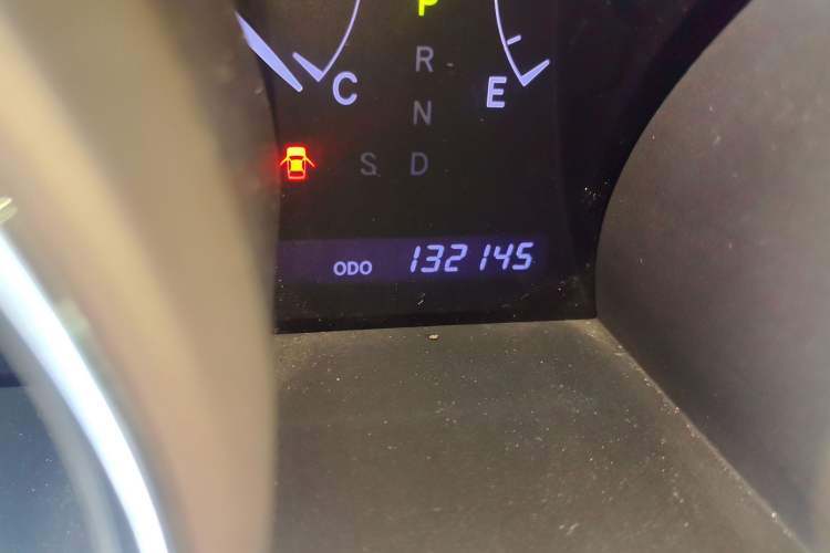 Used Toyota Highlander 2013 2.7L Two-Wheel Drive 7-Seater Zijin Edition Odometer Close Up
