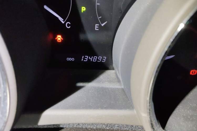 Used Toyota Highlander 2013 2.7L Two-Wheel Drive 7-Seater Zijin Edition Odometer Close Up