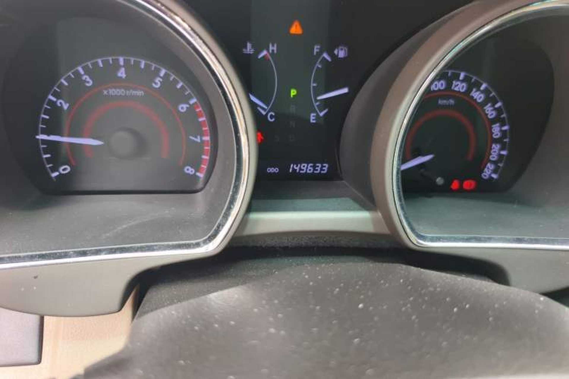 Used Toyota Highlander 2013 2.7L Two-Wheel Drive 7-Seater Zijin Edition Odometer Close Up