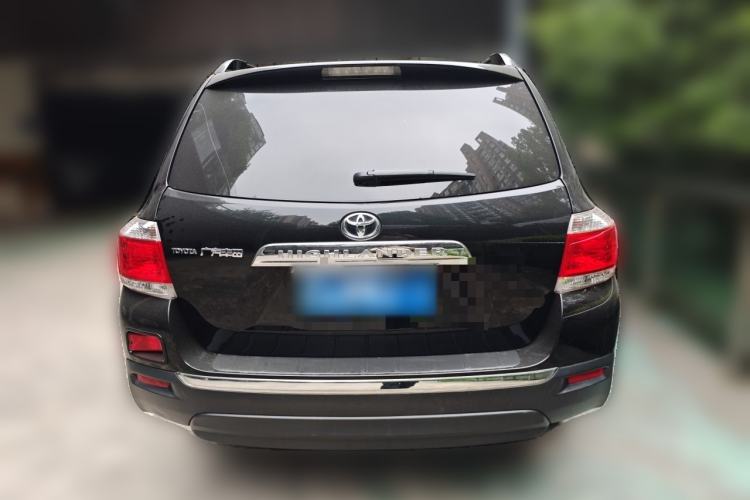 Used Toyota Highlander 2013 2.7L Two-Wheel Drive 5-Seater Purple Gold Edition Rear
