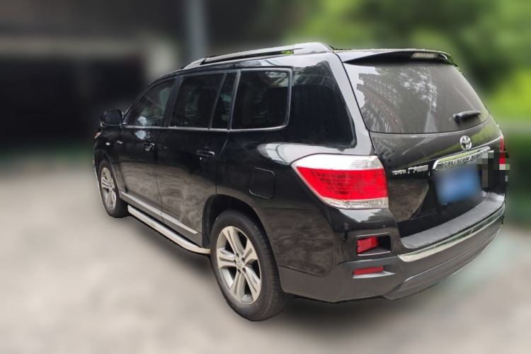 Used Toyota Highlander 2013 2.7L Two-Wheel Drive 5-Seater Purple Gold Edition Rear Left 45 Deg