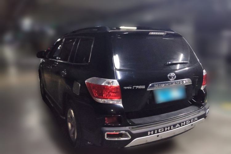 Used Toyota Highlander 2013 2.7L Two-Wheel Drive 5-Seater Purple Gold Edition Rear Left 45 Deg