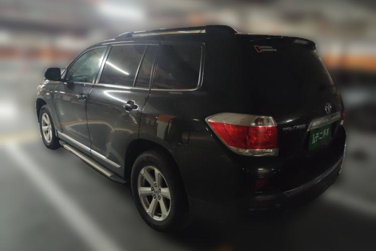 Used Toyota Highlander 2013 2.7L Two-Wheel Drive 5-Seater Purple Gold Edition Rear Left 45 Deg