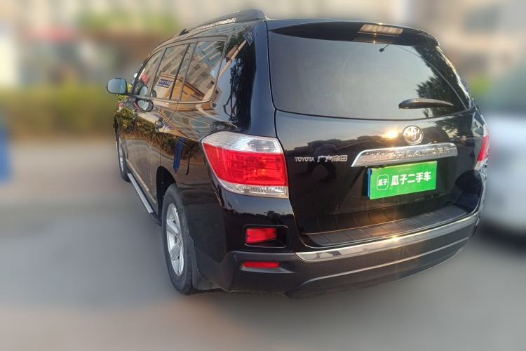 Used Toyota Highlander 2013 2.7L Two-Wheel Drive 5-Seater Purple Gold Edition Rear Left 45 Deg