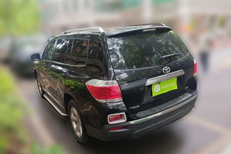 Used Toyota Highlander 2013 2.7L Two-Wheel Drive 5-Seater Purple Gold Edition Rear Left 45 Deg