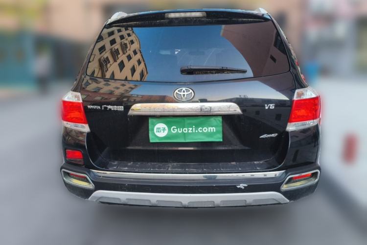 Used Toyota Highlander 2013 2.7L Two-Wheel Drive 5-Seater Purple Gold Edition Rear