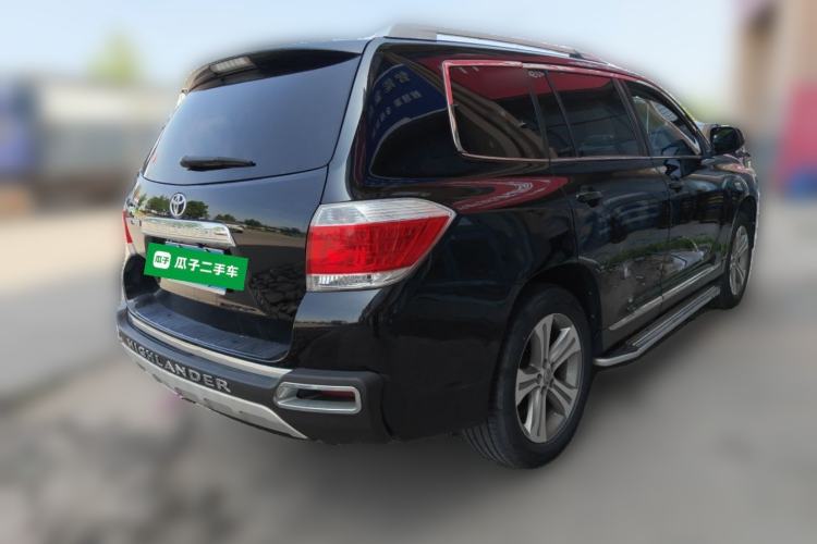 Used Toyota Highlander 2013 2.7L Two-Wheel Drive 5-Seater Purple Gold Edition Rear Right 45 Deg