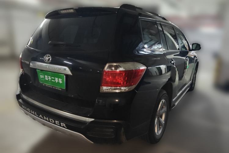 Used Toyota Highlander 2013 2.7L Two-Wheel Drive 5-Seater Purple Gold Edition Rear Right 45 Deg