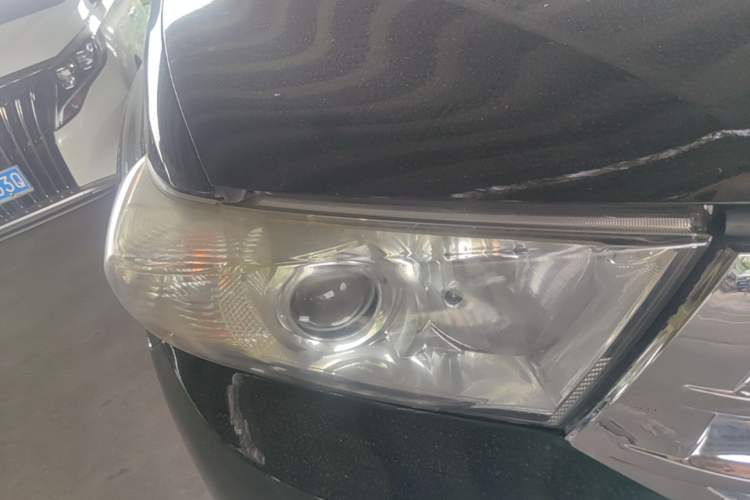 Used Toyota Highlander 2013 2.7L Two-Wheel Drive 7-Seater Zijin Edition Right Front Headlight