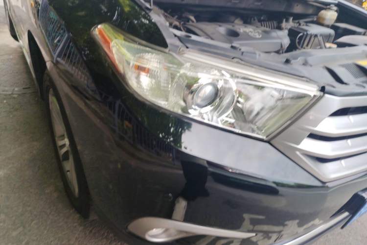 Used Toyota Highlander 2013 2.7L Two-Wheel Drive 7-Seater Zijin Edition Right Front Headlight