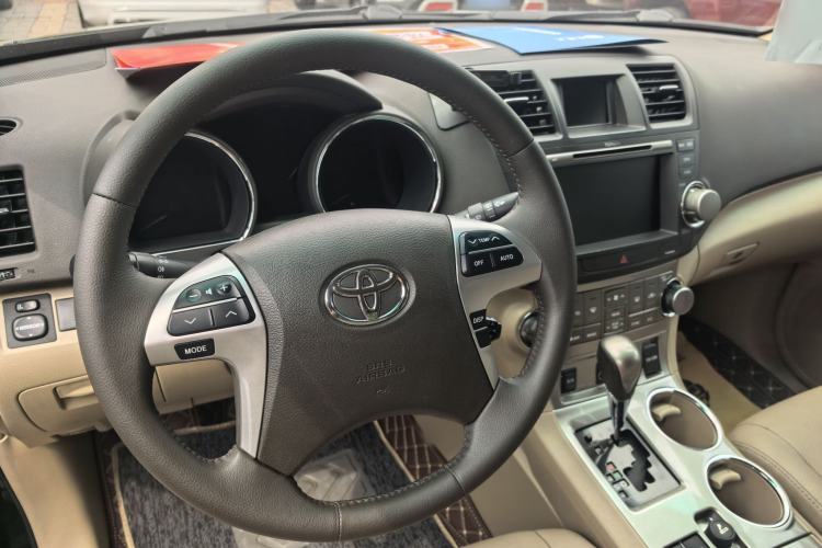 Used Toyota Highlander 2013 2.7L Two-Wheel Drive 7-Seater Zijin Edition Steering Wheel