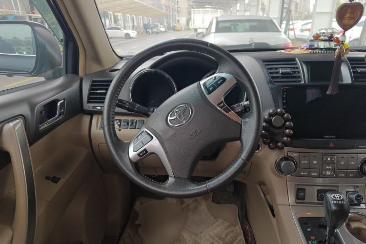 Used Toyota Highlander 2013 2.7L Two-Wheel Drive 7-Seater Zijin Edition Steering Wheel