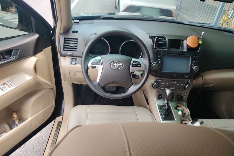 Used Toyota Highlander 2013 2.7L Two-Wheel Drive 7-Seater Zijin Edition Steering Wheel