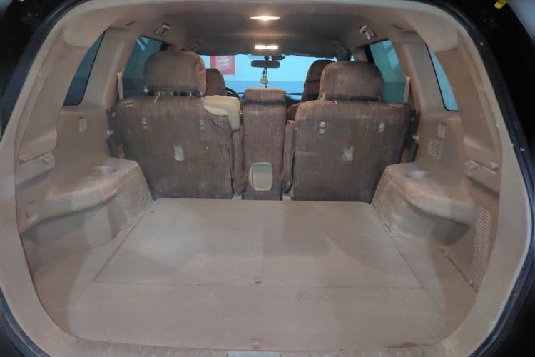 Used Toyota Highlander 2013 2.7L Two-Wheel Drive 5-Seater Purple Gold Edition Trunk