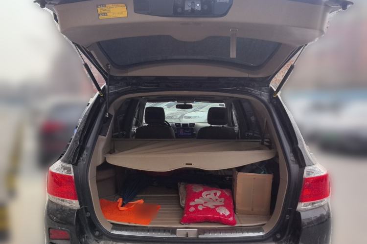 Used Toyota Highlander 2013 2.7L Two-Wheel Drive 7-Seater Zijin Edition Trunk