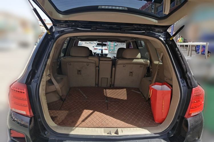 Used Toyota Highlander 2013 2.7L Two-Wheel Drive 7-Seater Zijin Edition Trunk