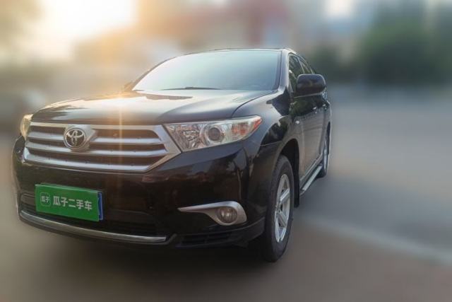 Used Toyota Highlander 2013 2.7L Two-Wheel Drive 5-Seater Purple Gold Edition