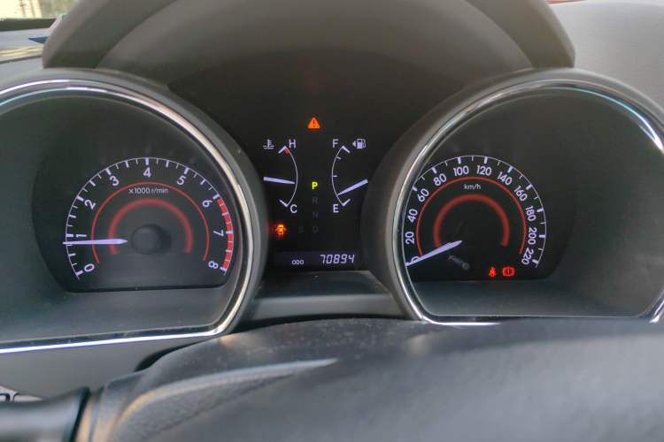 Used Toyota Highlander 2013 2.7L Two-Wheel Drive 7-Seater Zijin Edition Instrument Cluster