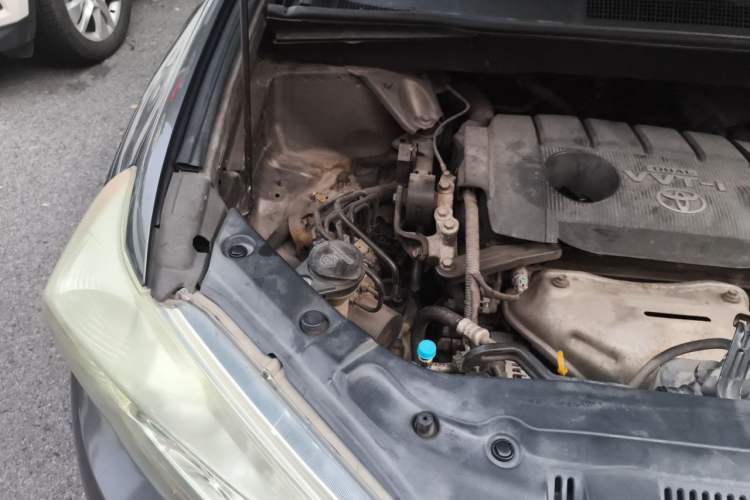 Used Toyota Highlander 2013 2.7L Two-Wheel Drive 5-Seater Purple Gold Edition Engine Bay Right