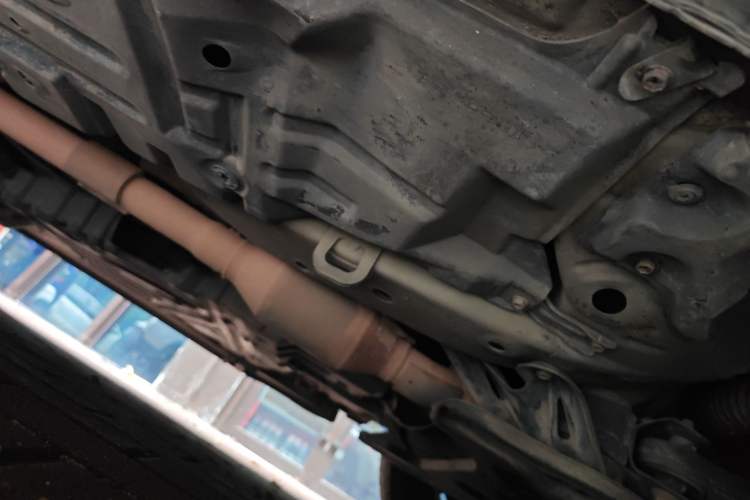 Used Toyota Highlander 2013 2.7L Two-Wheel Drive 5-Seater Purple Gold Edition Chassis Front Right
