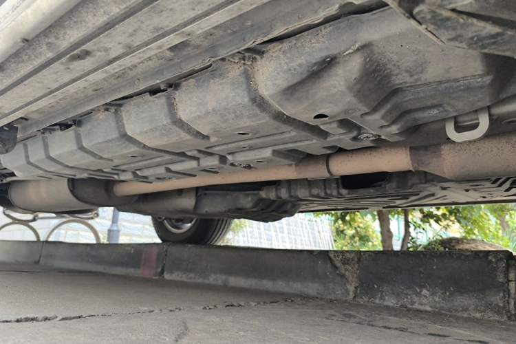 Used Toyota Highlander 2013 2.7L Two-Wheel Drive 5-Seater Purple Gold Edition Chassis Front Right