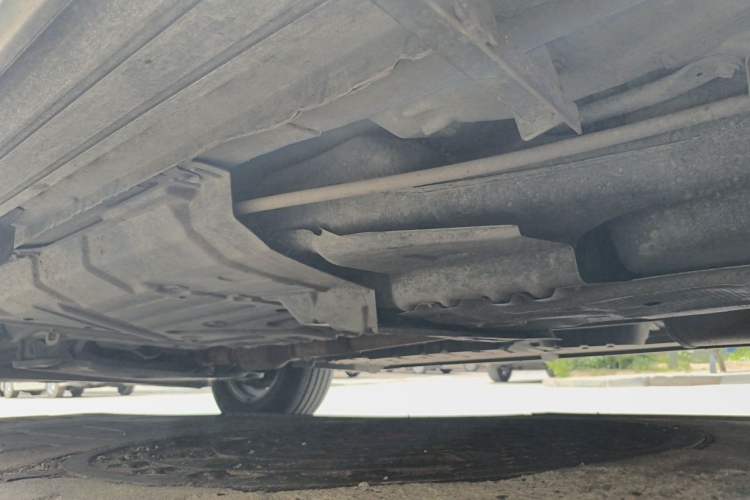 Used Toyota Highlander 2013 2.7L Two-Wheel Drive 5-Seater Purple Gold Edition Chassis Rear Left