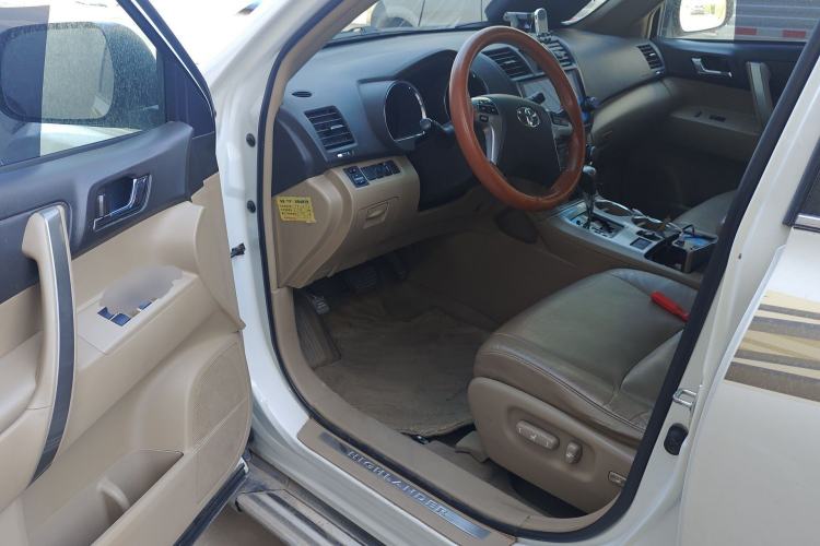 Used Toyota Highlander 2013 2.7L Two-Wheel Drive 7-Seater Zijin Edition Driver Seat
