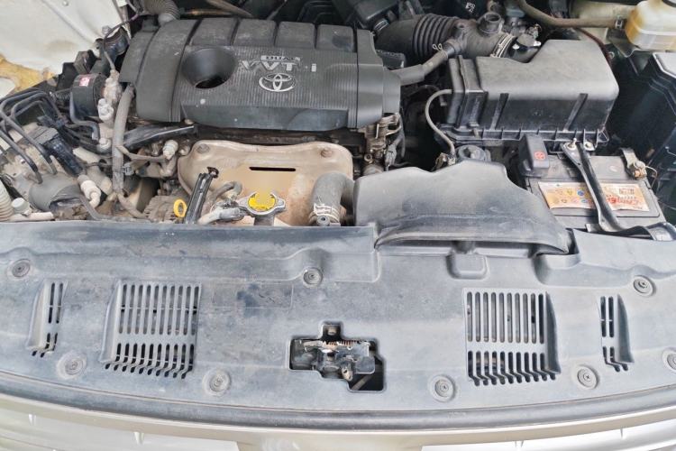 Used Toyota Highlander 2013 2.7L Two-Wheel Drive 5-Seater Purple Gold Edition Engine Bay
