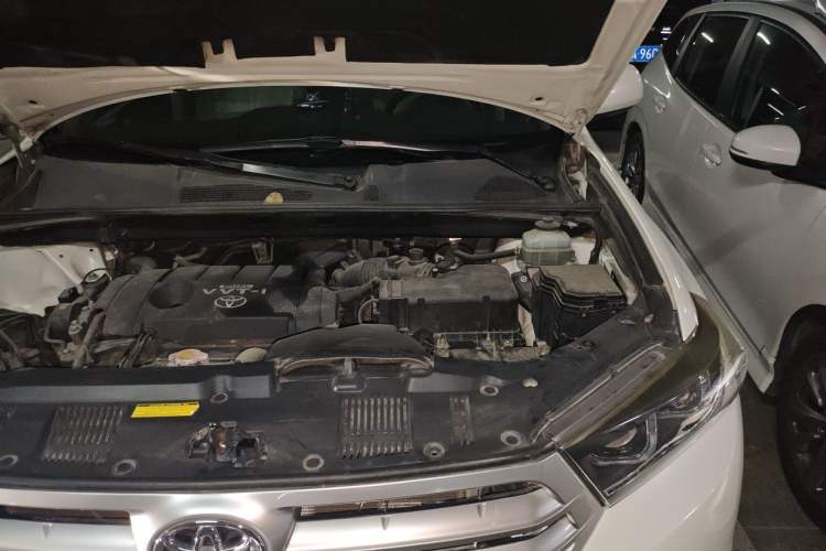 Used Toyota Highlander 2013 2.7L Two-Wheel Drive 7-Seater Zijin Edition Engine Bay Left