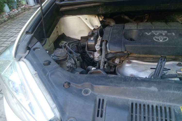Used Toyota Highlander 2013 2.7L Two-Wheel Drive 5-Seater Purple Gold Edition Engine Bay Right