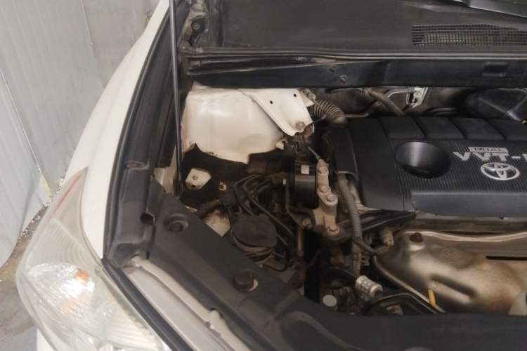 Used Toyota Highlander 2013 2.7L Two-Wheel Drive 5-Seater Purple Gold Edition Engine Bay Right