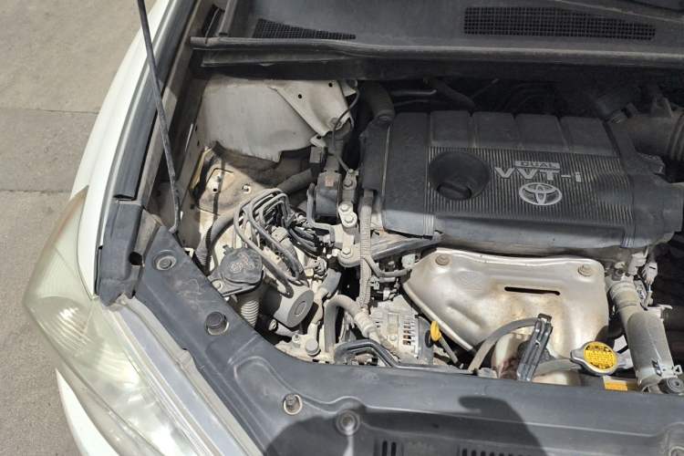 Used Toyota Highlander 2013 2.7L Two-Wheel Drive 5-Seater Purple Gold Edition Engine Bay Right