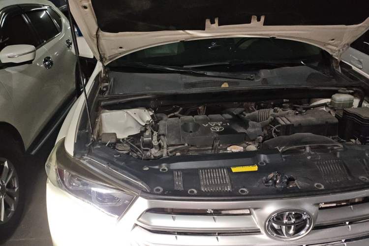 Used Toyota Highlander 2013 2.7L Two-Wheel Drive 7-Seater Zijin Edition Engine Bay Right