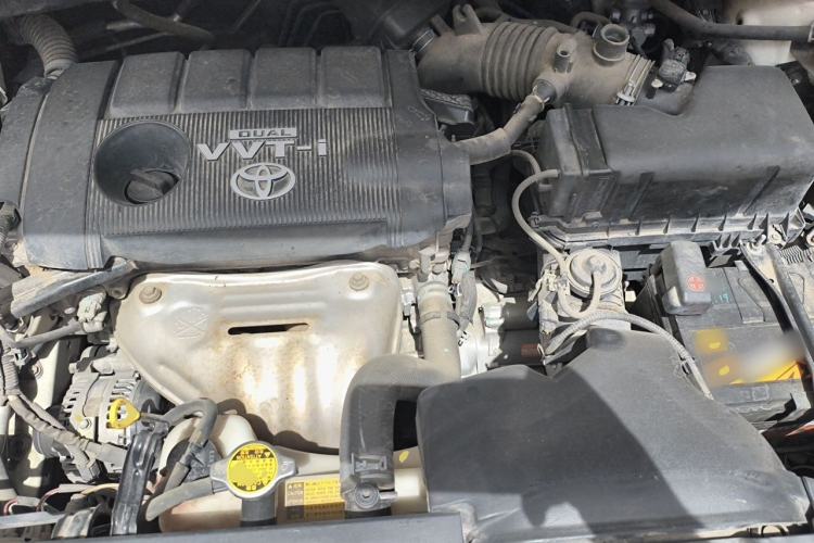 Used Toyota Highlander 2013 2.7L Two-Wheel Drive 5-Seater Purple Gold Edition Engine Bay