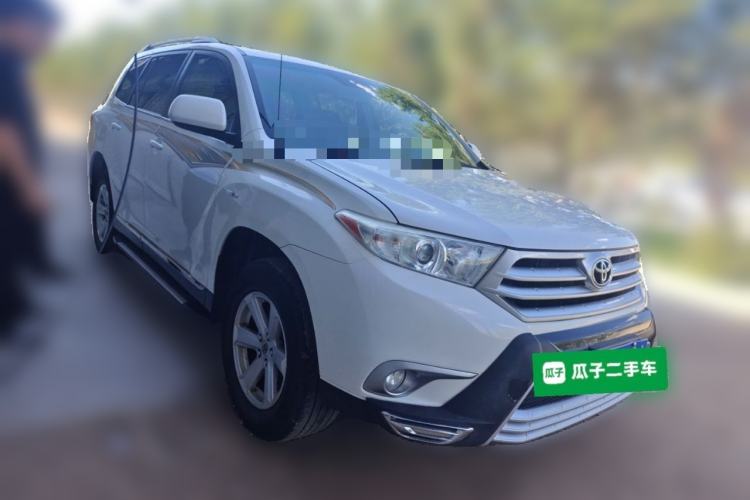 Used Toyota Highlander 2013 2.7L Two-Wheel Drive 5-Seater Purple Gold Edition Front Right 45 Deg