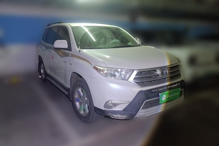 Used Toyota Highlander 2013 2.7L Two-Wheel Drive 5-Seater Purple Gold Edition Front Right 45 Deg