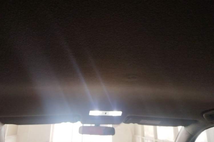 Used Toyota Highlander 2013 2.7L Two-Wheel Drive 5-Seater Purple Gold Edition Headliner