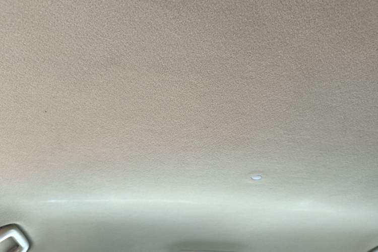 Used Toyota Highlander 2013 2.7L Two-Wheel Drive 5-Seater Purple Gold Edition Headliner