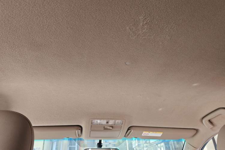 Used Toyota Highlander 2013 2.7L Two-Wheel Drive 5-Seater Purple Gold Edition Headliner