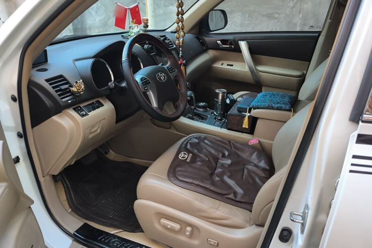 Used Toyota Highlander 2013 2.7L Two-Wheel Drive 7-Seater Zijin Edition Left Front Seat