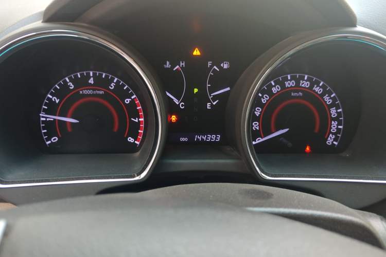 Used Toyota Highlander 2013 2.7L Two-Wheel Drive 7-Seater Zijin Edition Odometer Close Up