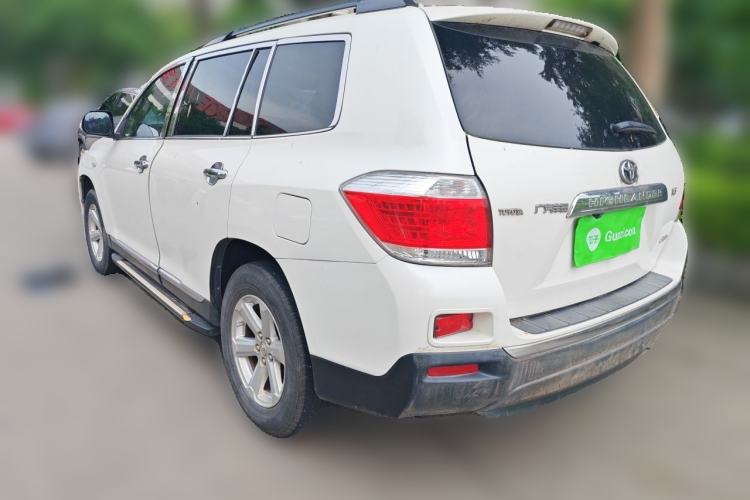 Used Toyota Highlander 2013 2.7L Two-Wheel Drive 5-Seater Purple Gold Edition Rear Left 45 Deg