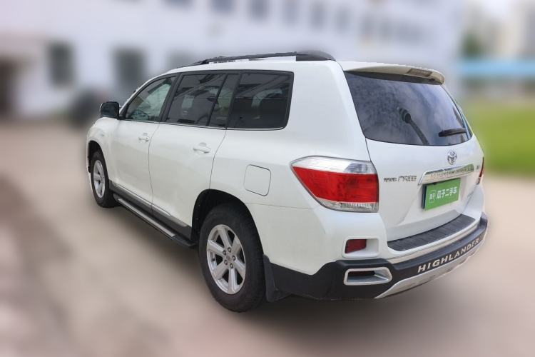 Used Toyota Highlander 2013 2.7L Two-Wheel Drive 5-Seater Purple Gold Edition Rear Left 45 Deg