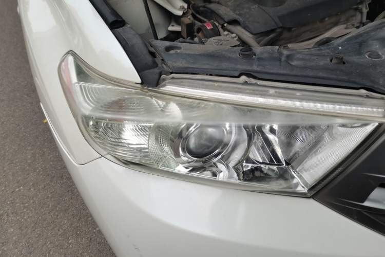 Used Toyota Highlander 2013 2.7L 2WD 7-Seater Explorer Edition Right Front Headlight