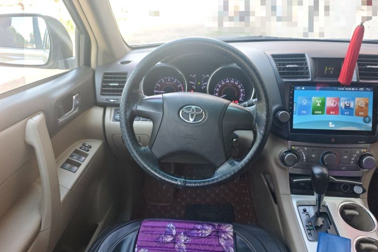 Used Toyota Highlander 2013 2.7L Two-Wheel Drive 5-Seater Purple Gold Edition Steering Wheel